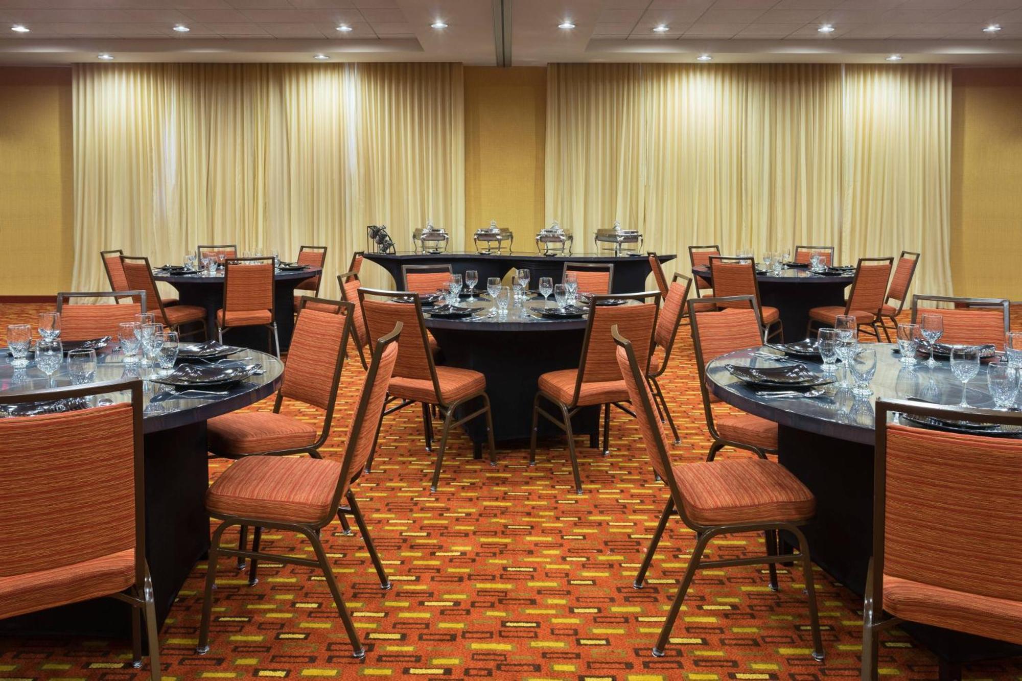 Courtyard By Marriott Houston Kingwood Hotel Kinwood Exterior foto